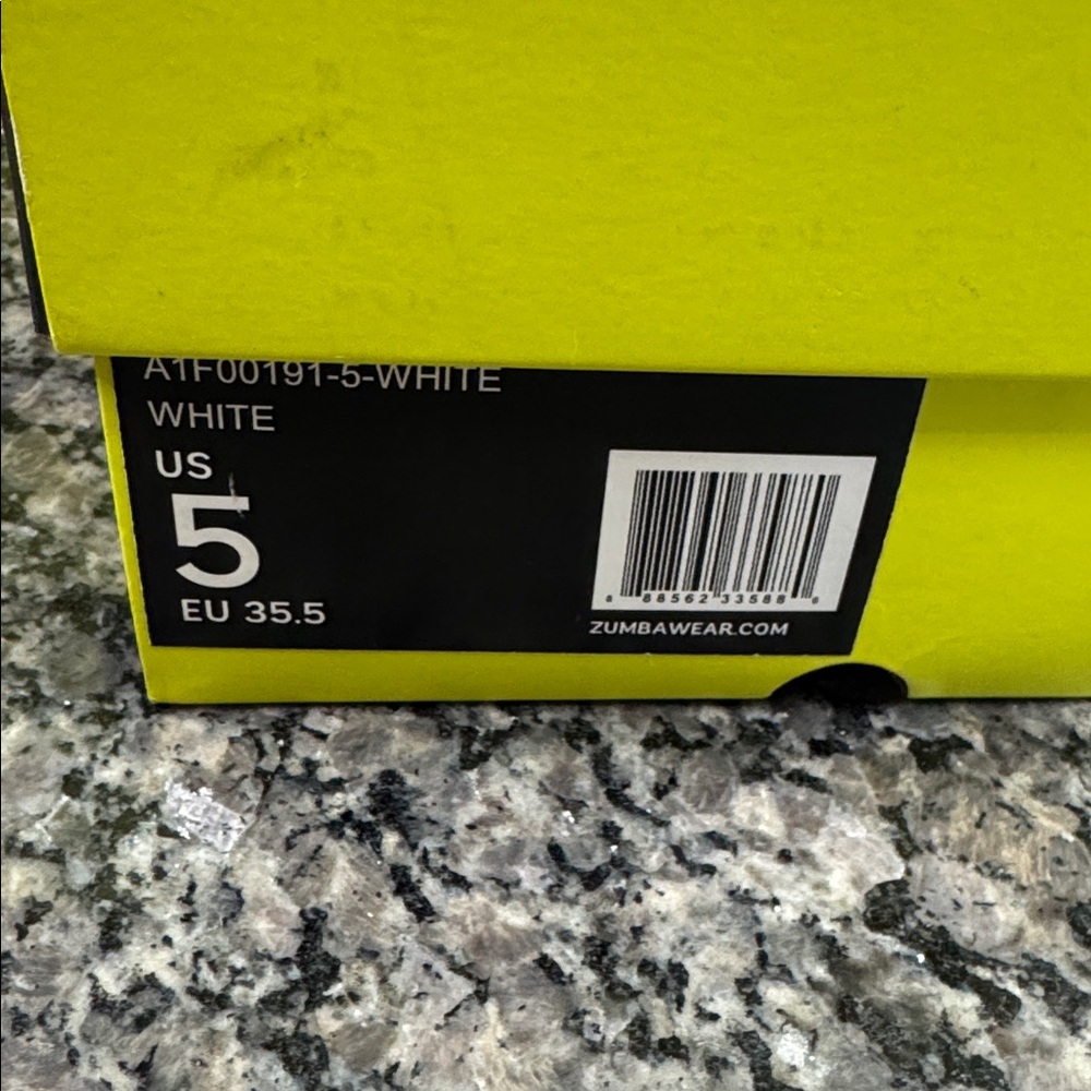 Zumba Fitness White leather Sneakers with Iridescent Accents EUC 5 - Picture 13 of 13